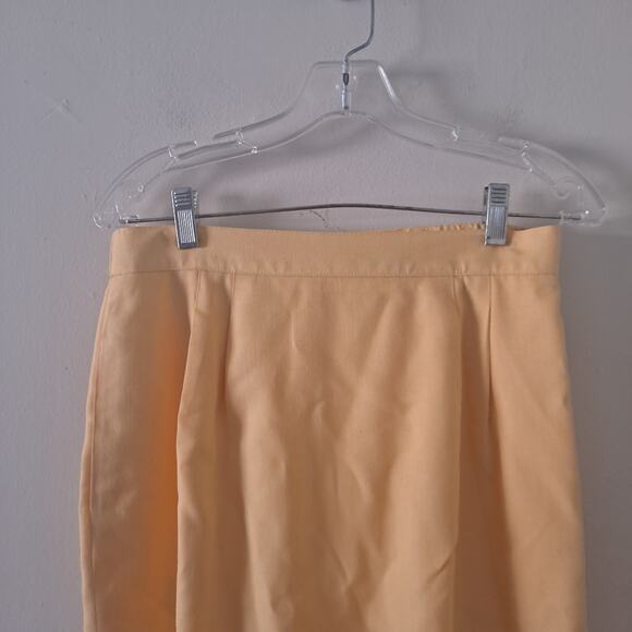 Talbots Italian Fabric Yellow Colored Notch Collar L/S Skirt Suit - Size 8/10 - Picture 11 of 12